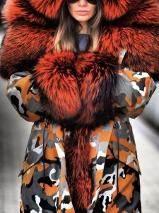 Casual contrasting color camouflage fur collar long-sleeved coat