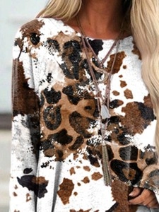 Casual contrasting cow pattern T-shirt