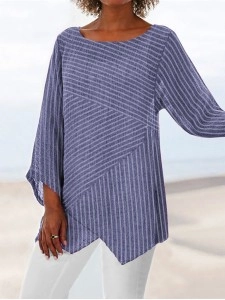 Casual long sleeved round neck striped printed shirt
