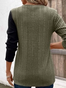 Color block contrast button slit casual top