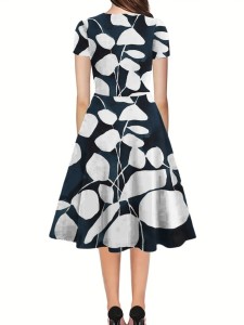 Crew neck pullover elegant short sleeve printed knit dress