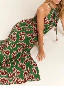 Elegant halter dress