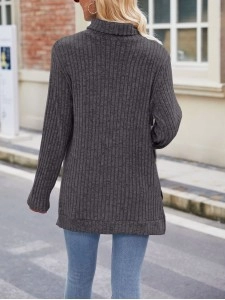 High neck loose fitting long sleeved split T-shirt top