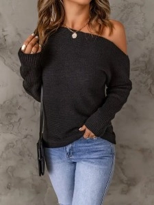 Sexy solid-color off-the-shoulder sweater