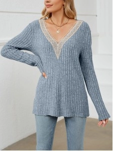 Solid pit stripe patchwork V-neck long sleeved loose fitting T-shirt