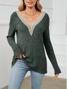 Solid pit stripe patchwork V-neck long sleeved loose fitting T-shirt