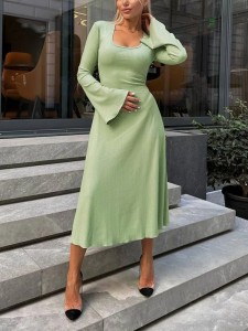 Tie-back flared long-sleeved high-waist ribbed maxi skirt