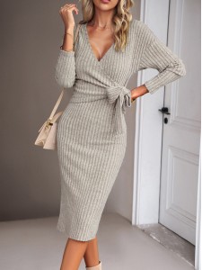V-neck long-sleeved knitted strappy dress