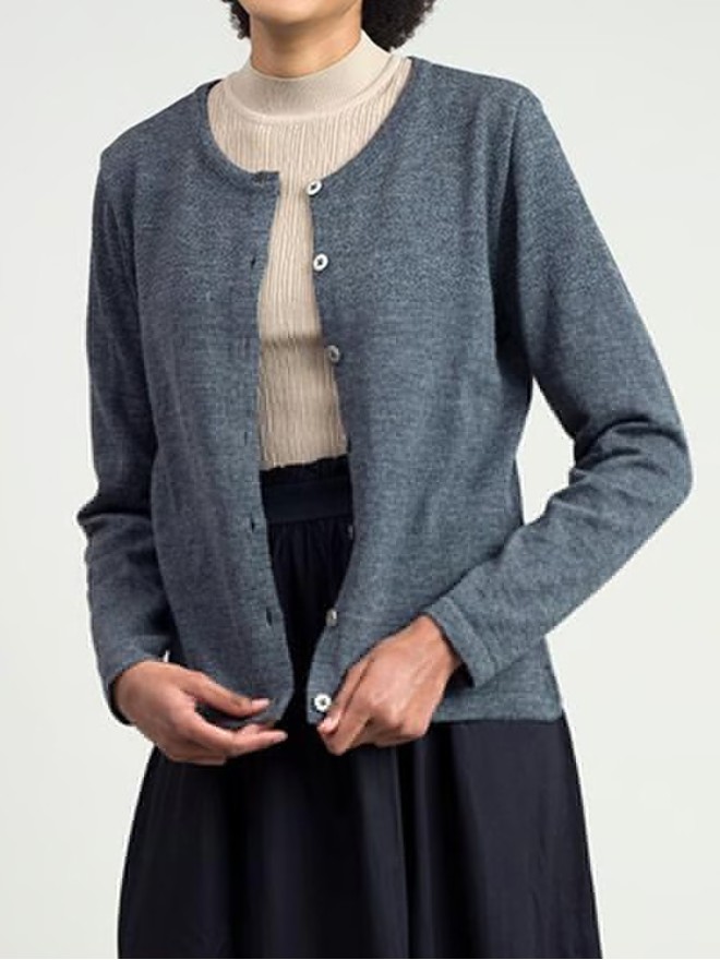 Women's gray woven wool sweater