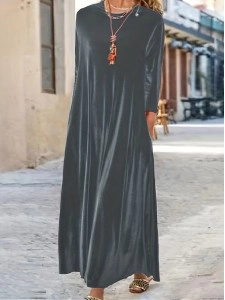 Women's Plus Velvet Solid Long Sleeve Round Neck Loose Maxi Dress