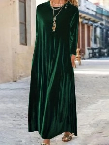 Women's Plus Velvet Solid Long Sleeve Round Neck Loose Maxi Dress