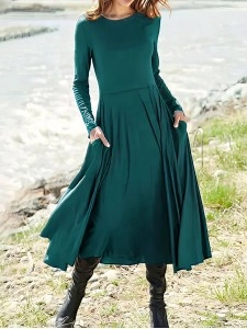 Women's slim fitting solid color casual dress